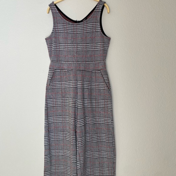 Girl Jumpsuit 12 - Picture 4 of 7